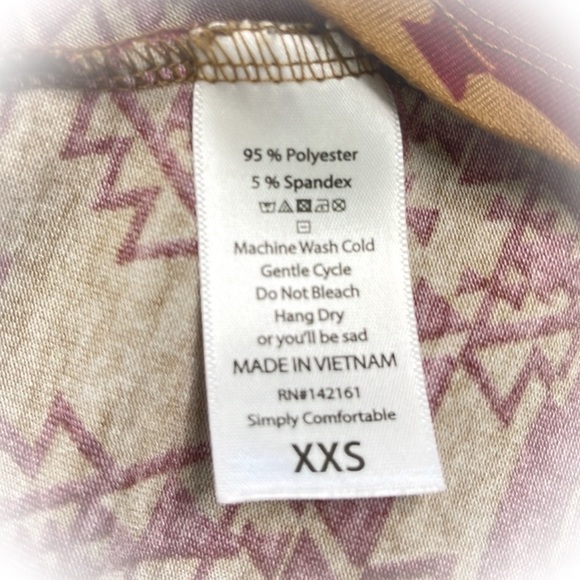 💕Very Cute Lularoe Carly Dress💕 - Picture 13 of 13